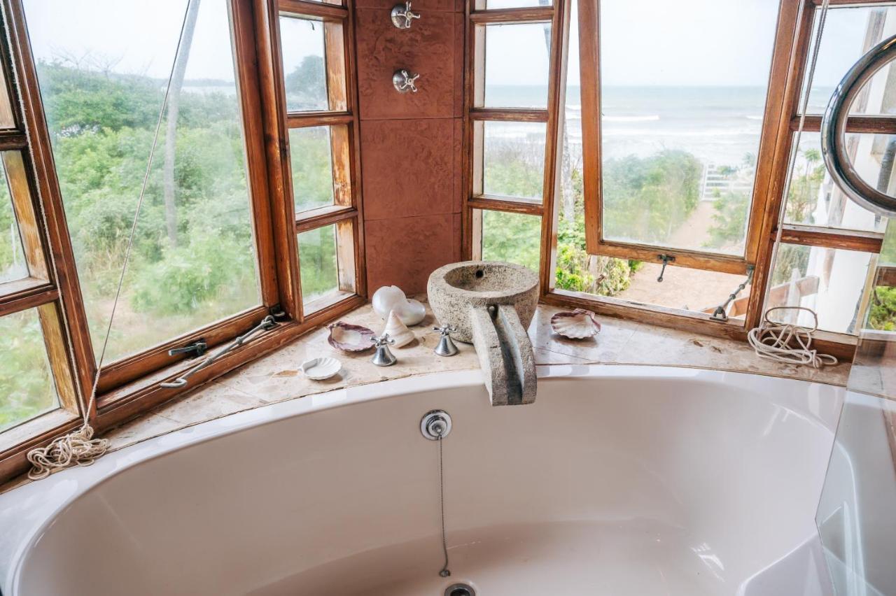 Santi Beach House With Pool & Beach Weligama Ngoại thất bức ảnh